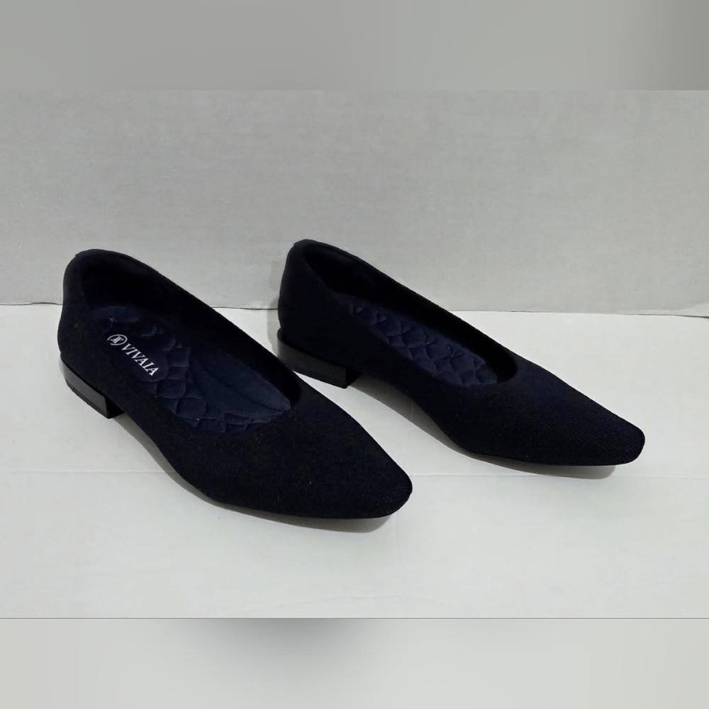 Vivaia Women’s Tracy  Dark Blue Knit Point Toe Pumps  Heel Pump  Shoe Size 5.5